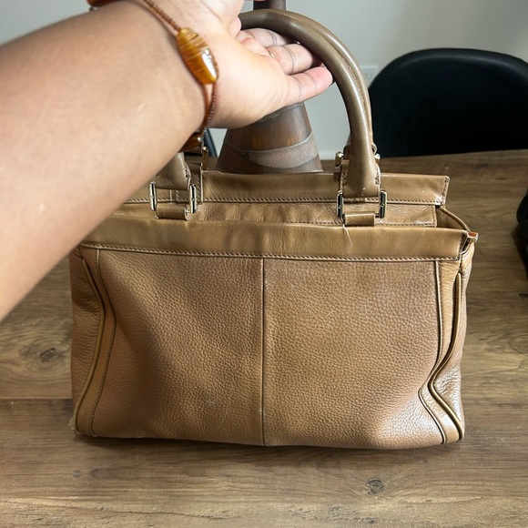 Tory Burch Brown Structured Shoulder Bag with Gold Hardware - Picture 4 of 6